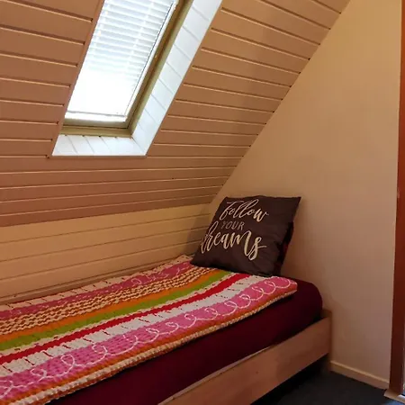 Lejlighed Ganze 95Qm Komfort Wohnung Mit 4 Zimmern Sowie Eigener Kueche, Bad Und Wc, Mit Garten, Gratis Parkplaetze, Wifi, Ruhige Top Lage Kassel