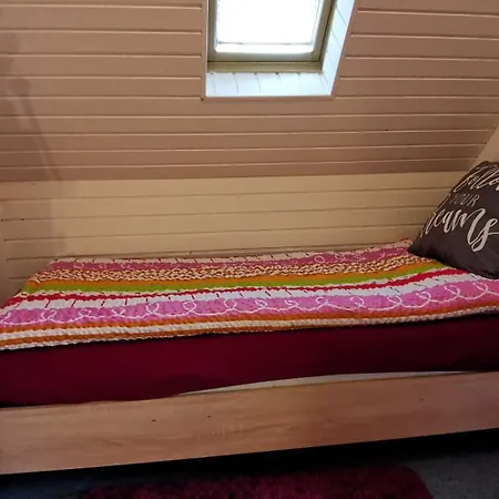 Ganze 95Qm Komfort Wohnung Mit 4 Zimmern Sowie Eigener Kueche, Bad Und Wc, Mit Garten, Gratis Parkplaetze, Wifi, Ruhige Top Lage Kassel