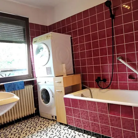 Lejlighed Ganze 95Qm Komfort Wohnung Mit 4 Zimmern Sowie Eigener Kueche, Bad Und Wc, Mit Garten, Gratis Parkplaetze, Wifi, Ruhige Top Lage Kassel