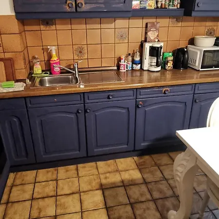 Lejlighed Ganze 95Qm Komfort Wohnung Mit 4 Zimmern Sowie Eigener Kueche, Bad Und Wc, Mit Garten, Gratis Parkplaetze, Wifi, Ruhige Top Lage *