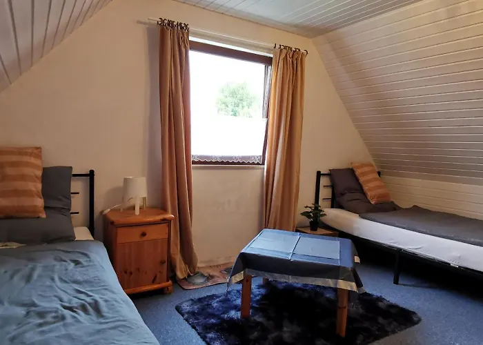 Appartement Ganze 95Qm Komfort Wohnung Mit 4 Zimmern Sowie Eigener Kueche, Bad Und Wc, Mit Garten, Gratis Parkplaetze, Wifi, Ruhige Top Lage